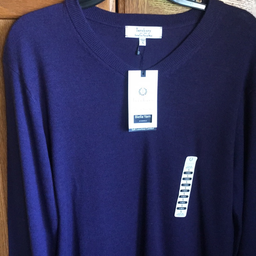 Turnbury Sweater NWT Fine Wool
